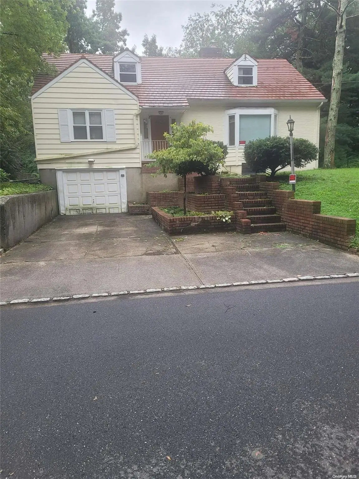 Address Withheld By Seller, Great Neck, NY 11021 - Image #1