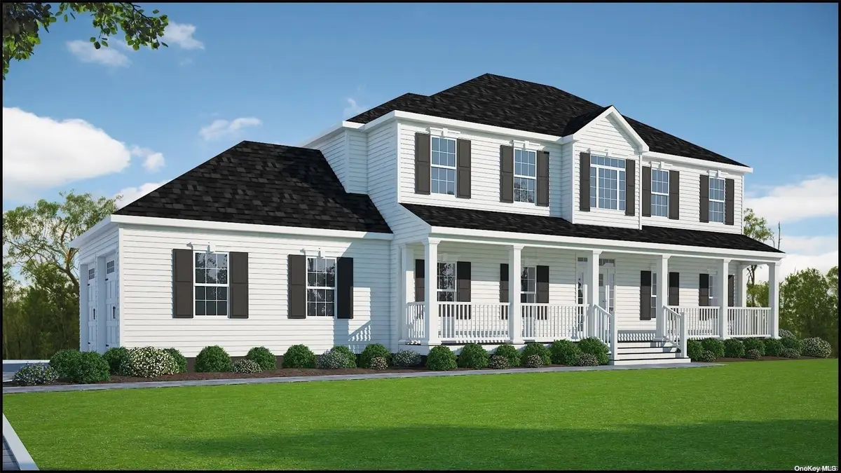 12 Wakefield Road, Hampton Bays, NY 11946 - Image #1