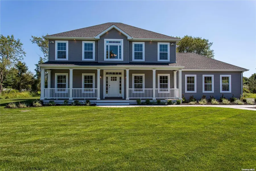 12 Wakefield Road, Hampton Bays, NY 11946 - Image #3
