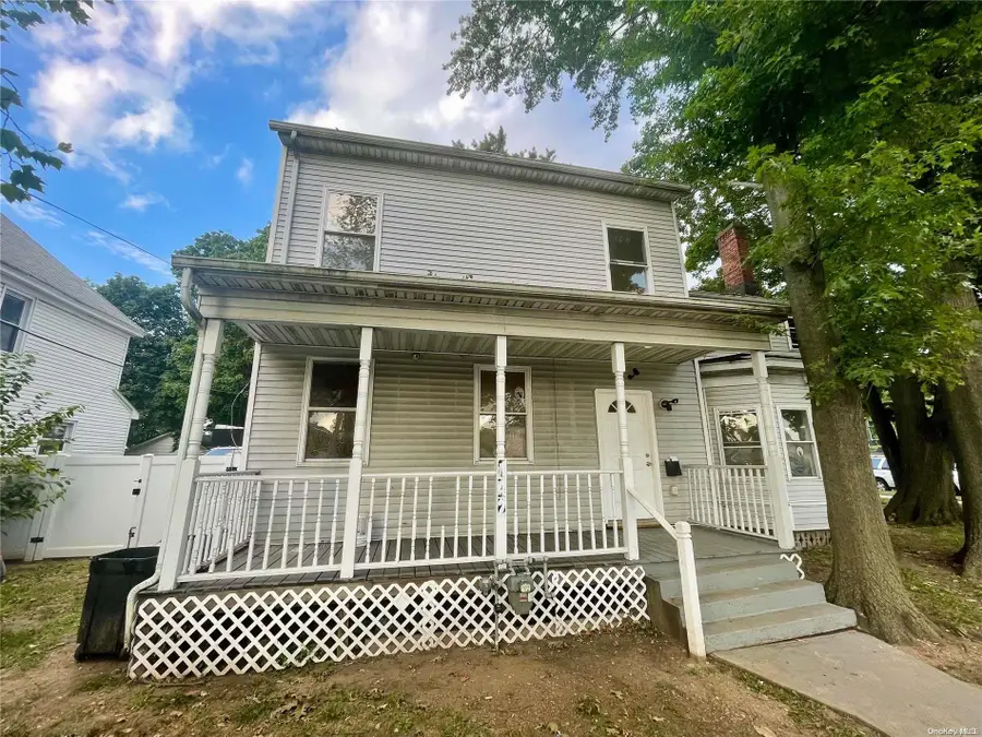 142 Henry Street, Hempstead, NY 11550 - Image #2