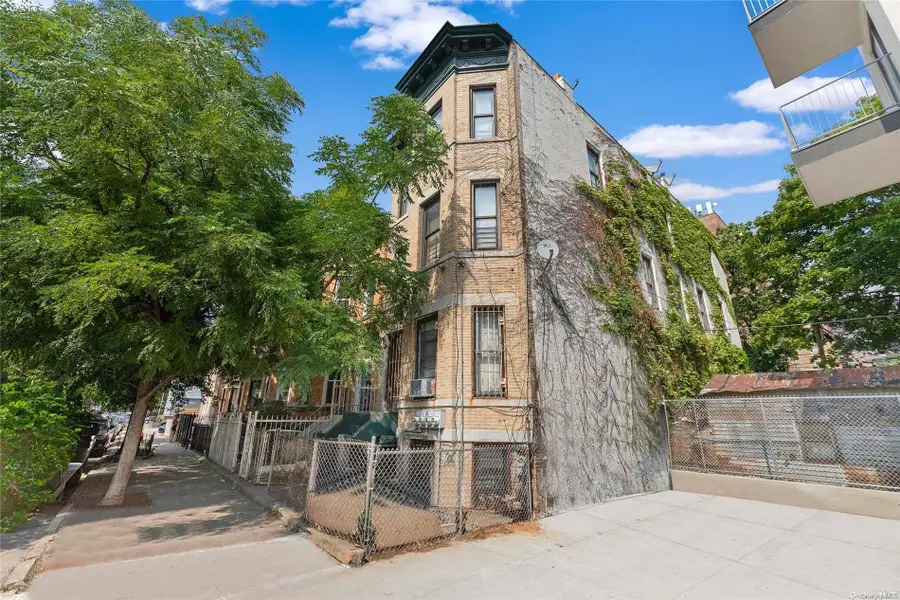 259 E 28th Street #3, Brooklyn, NY 11226 - Image #3