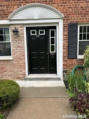38L Madison Park #38L, Port Washington, NY 11050