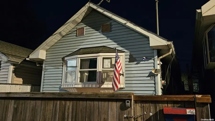46 Seafoam St, Staten Island, NY 10306 - Image #2