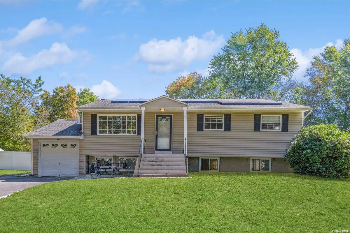 30 Yale Street, Port Jefferson Station, NY 11776 - Image #1