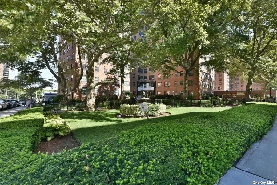 99-05 63rd Drive #11Q, Rego Park, NY 11374 - Image #2