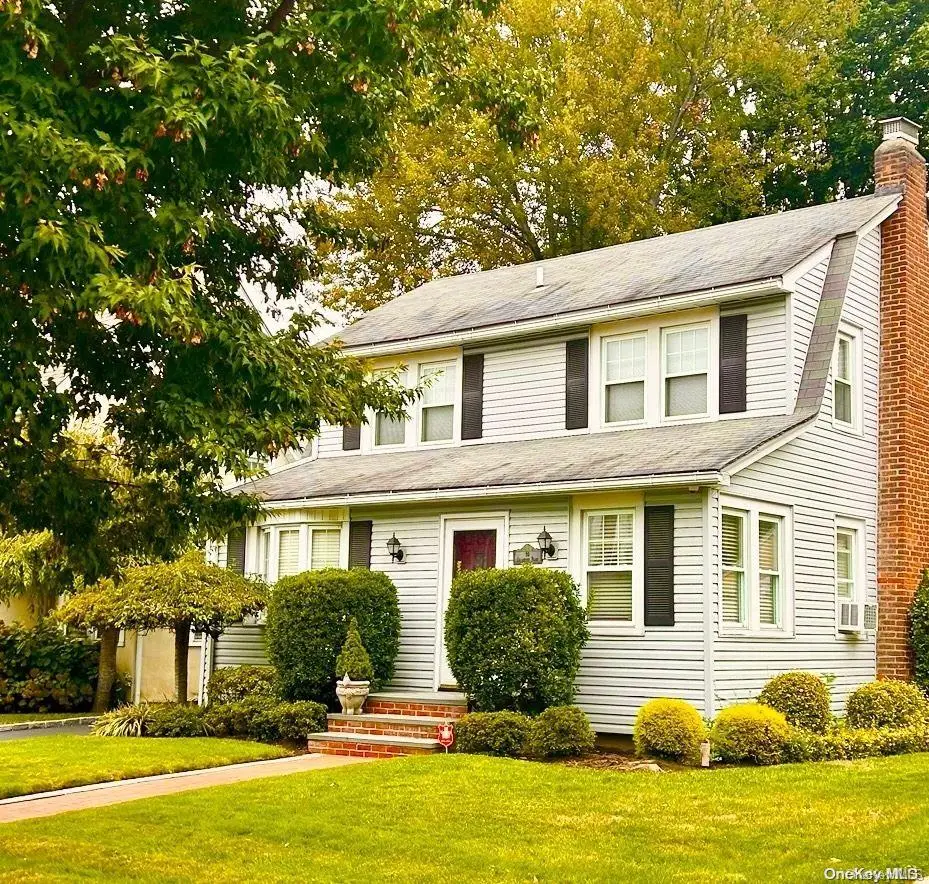 96 Millington Place, Mineola, NY 11501 - Image #1