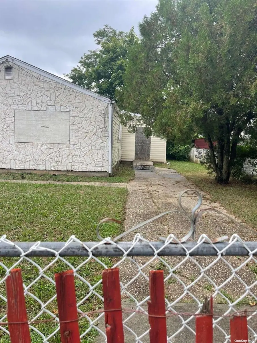 97 Harrison Avenue, Amityville, NY 11701 - Image #3