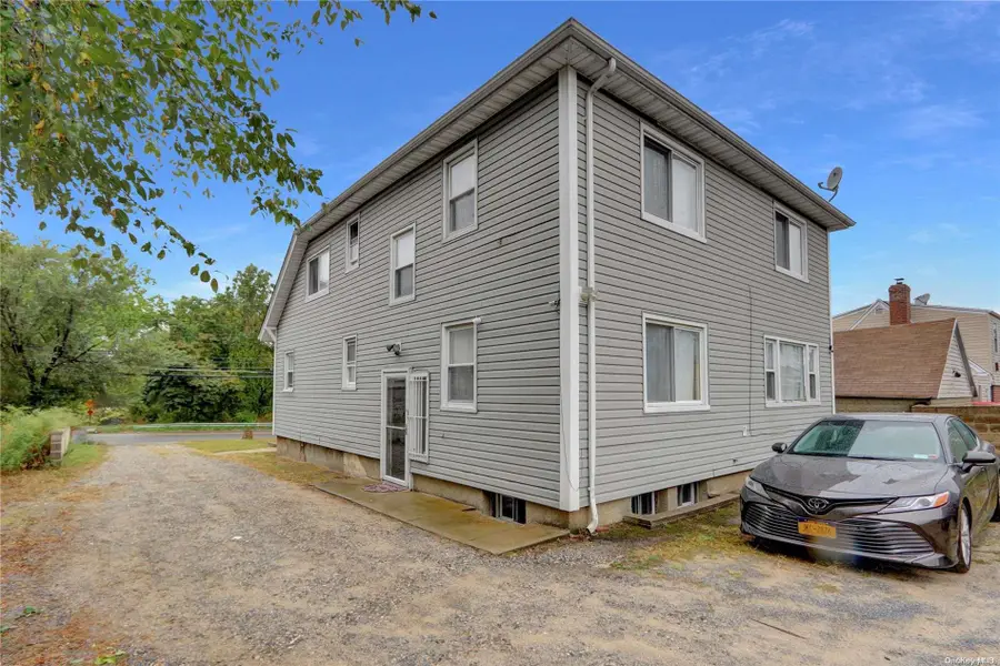 128-35 Brookville Boulevard, Rosedale, NY 11422 - Image #3