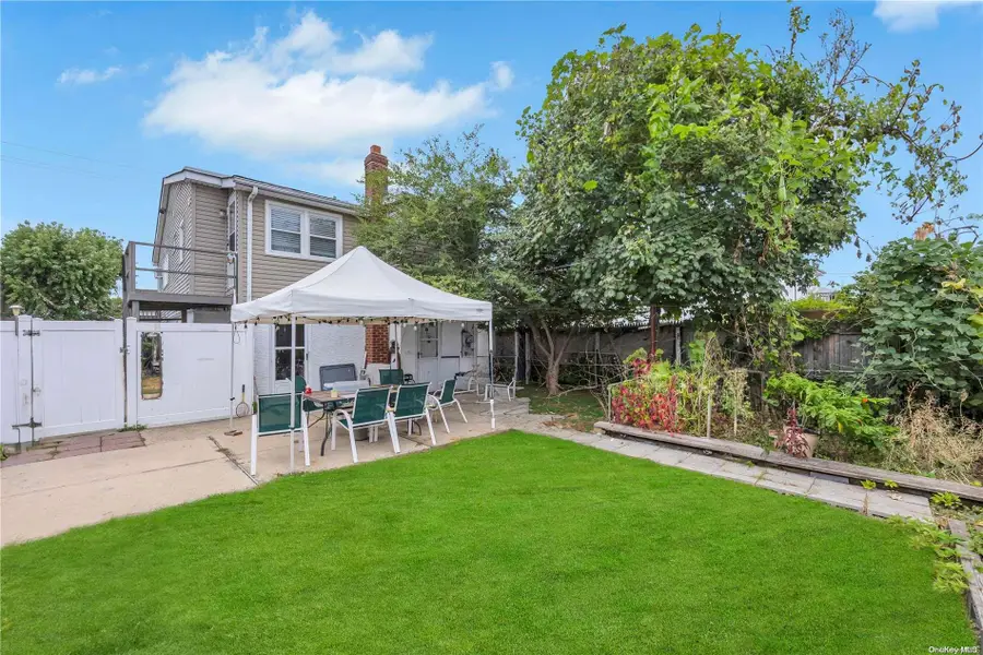 185 Quebec Road, Island Park, NY 11558 - Image #3