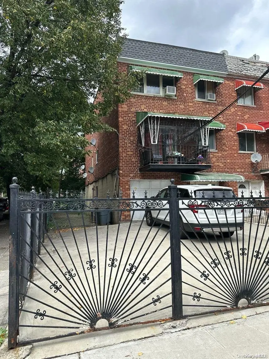 1761 Watson Avenue, Bronx, NY 10472 - Image #2