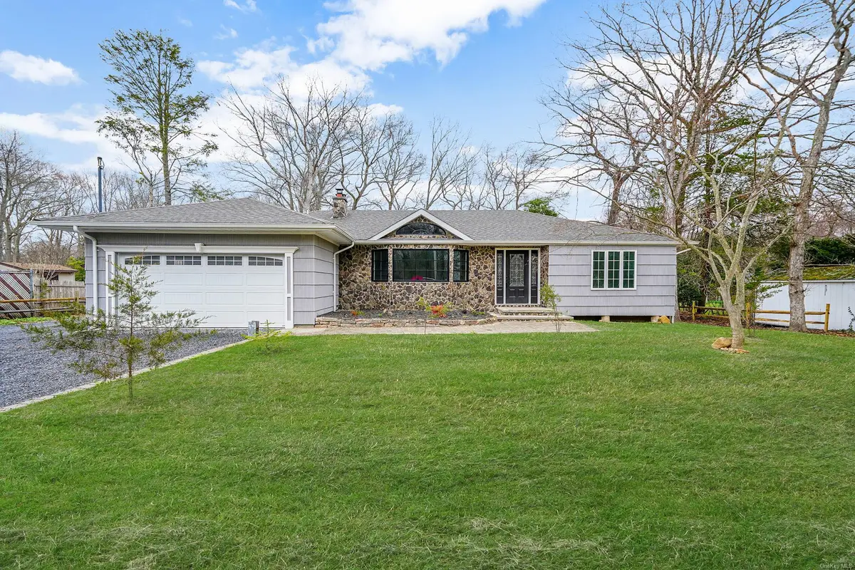 257 Southlawn Avenue, Central Islip, NY 11722 - Image #1