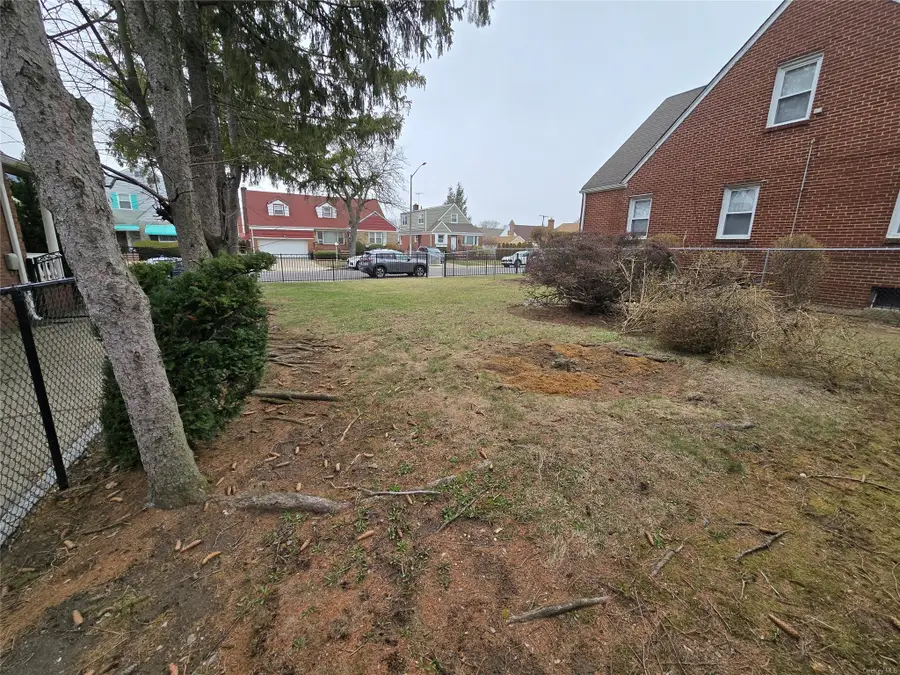 235 Street, Cambria Heights, NY 11411 - Image #3