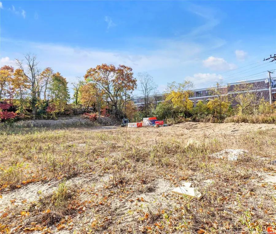 Shore Road, Glenwood Landing, NY 11547 - Image #3