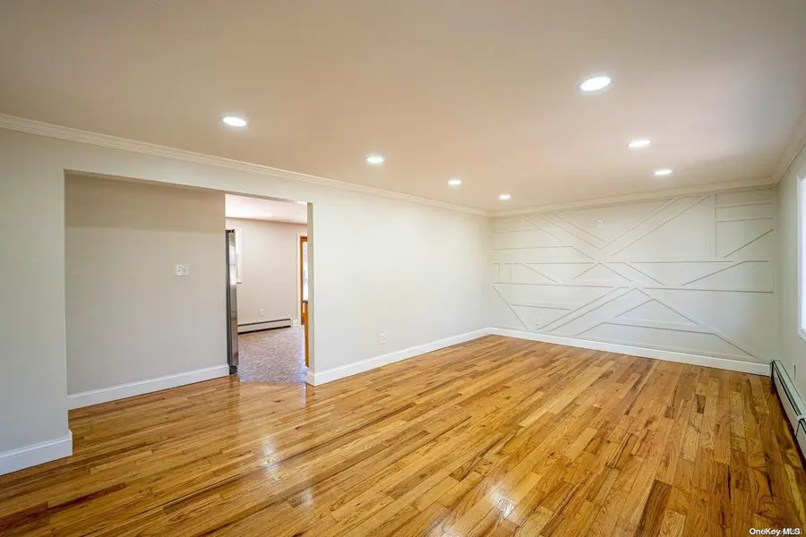 19 Cedar Ridge Drive, Ridge, NY 11961 - Image #2