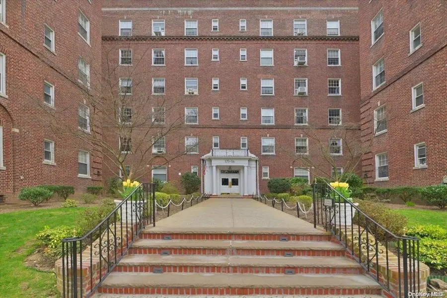 175-06 Devonshire Road #4M, Jamaica, NY 11432 - Image #3