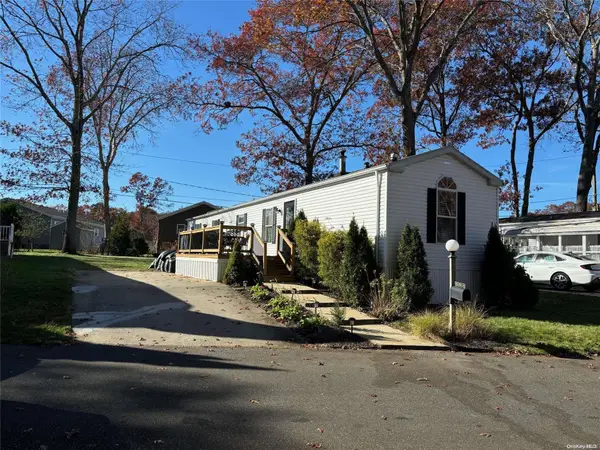 1661 Old Country Road, Riverhead, NY 11901