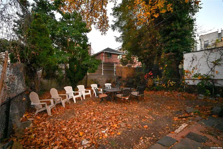 32-43 98 Street, East Elmhurst, NY 11369 - Image #3