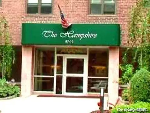 87-10 204th Street #B-28, Hollis, NY 11423