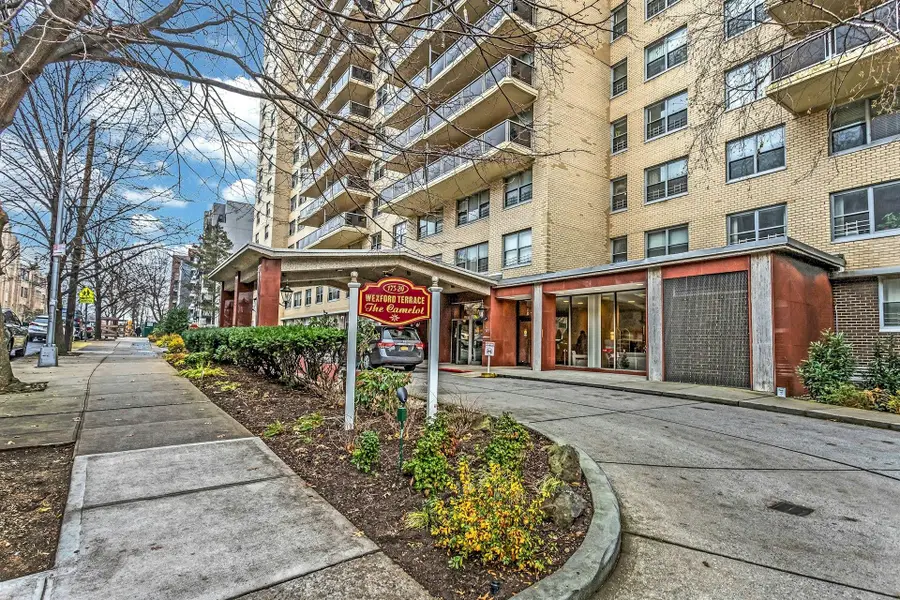 175-20 Wexford Terrace #4S, Jamaica, NY 11432 - Image #2