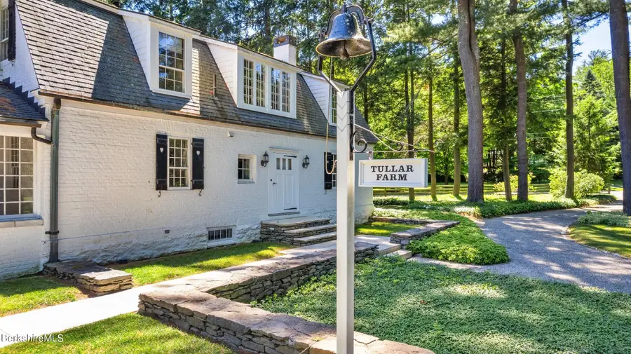 25 Sheffield Rd, Egremont, MA 01230 - #2