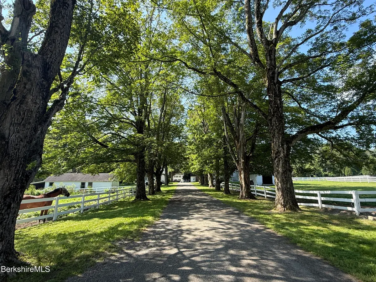 802 State Rd, Richmond, MA 01254 - #1