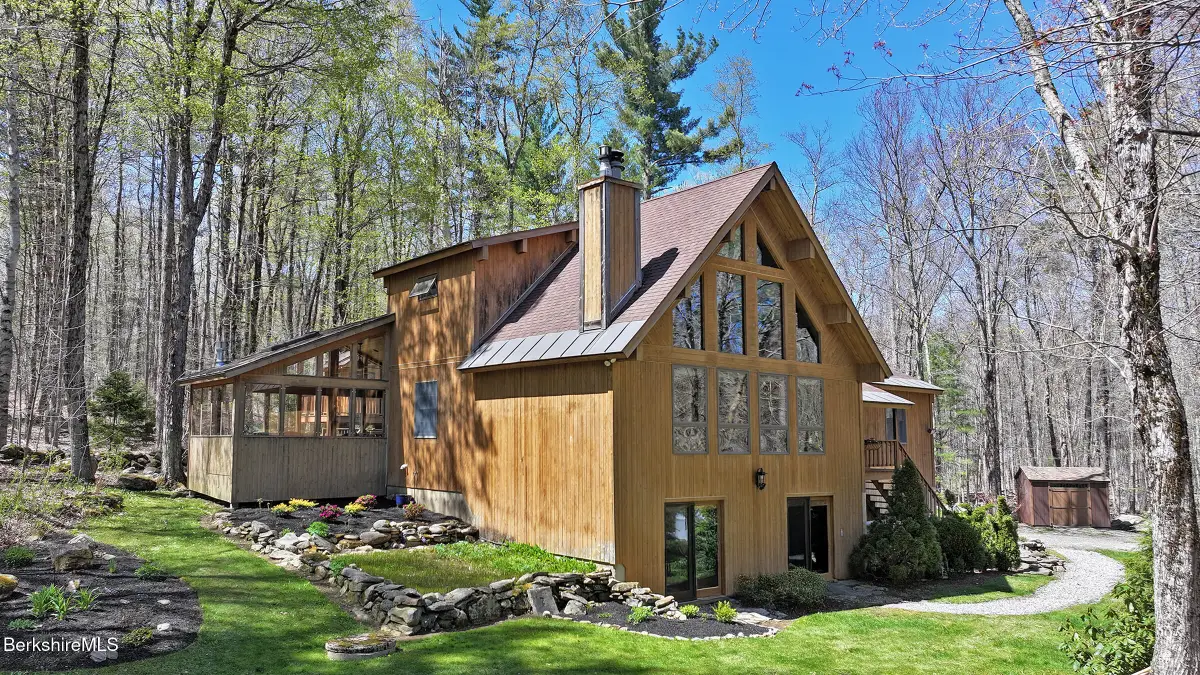 55 Mallard Dr, Becket, MA 01223 - Image #1