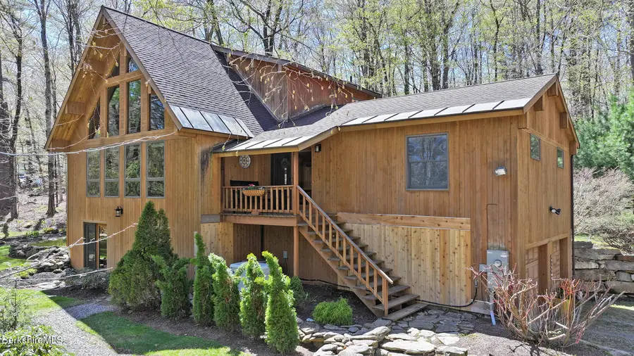 55 Mallard Dr, Becket, MA 01223 - Image #3