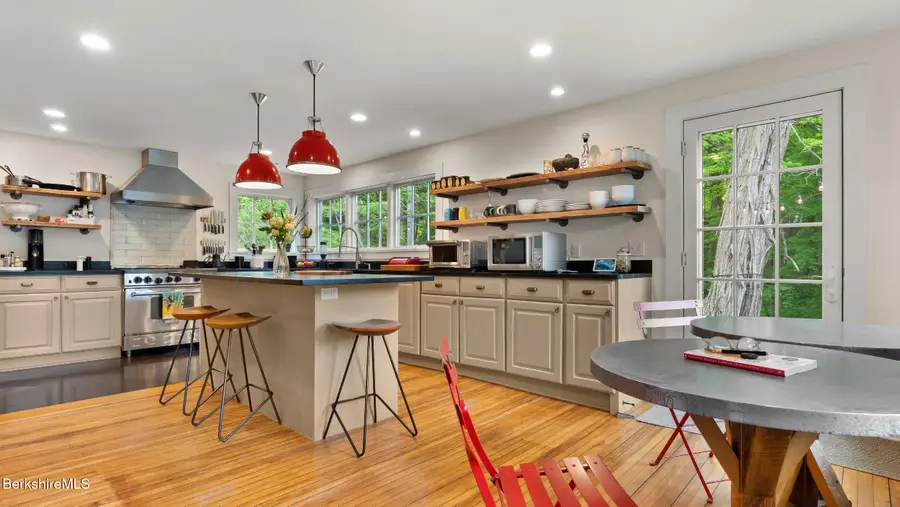 8 Yale Hill Rd, Stockbridge, MA 01262 - Image #2