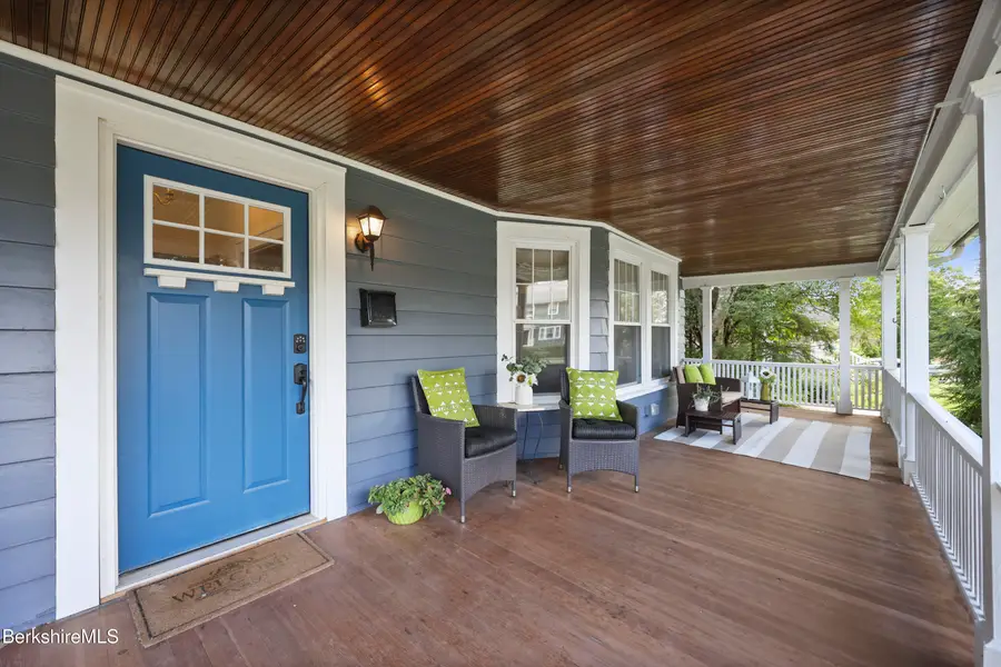 31 Lexington Pkwy, Pittsfield, MA 01201 - Image #3