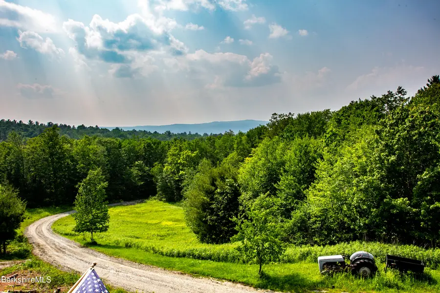 15 Stephanie Ln, Peru, MA 01235 - #3