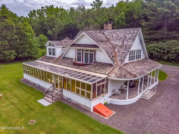 30 Great Barrington Rd, West Stockbridge, MA 01266