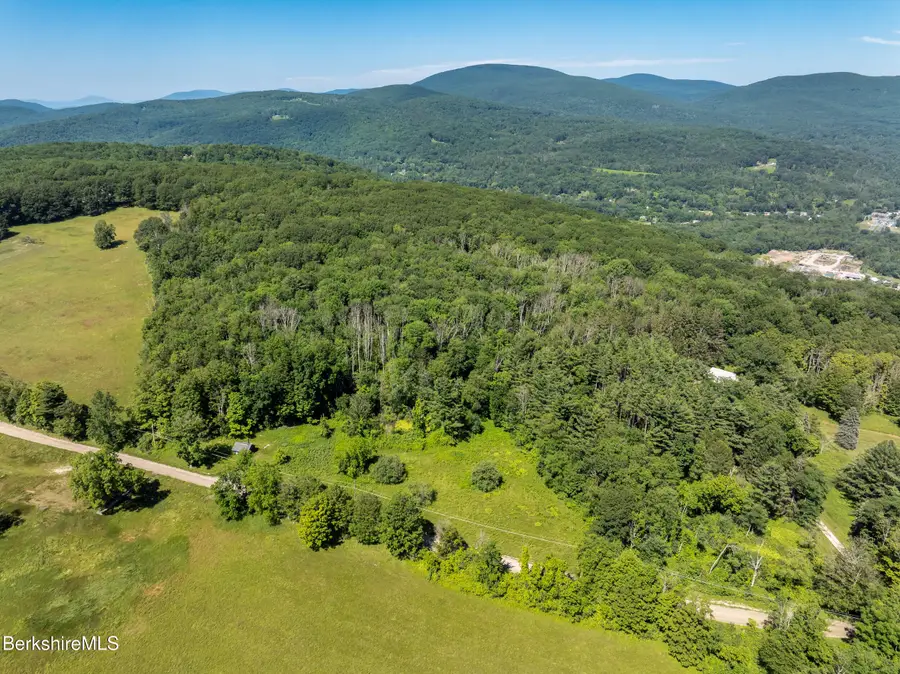 Northwest Hill, Williamstown, MA 01267 - Image #3