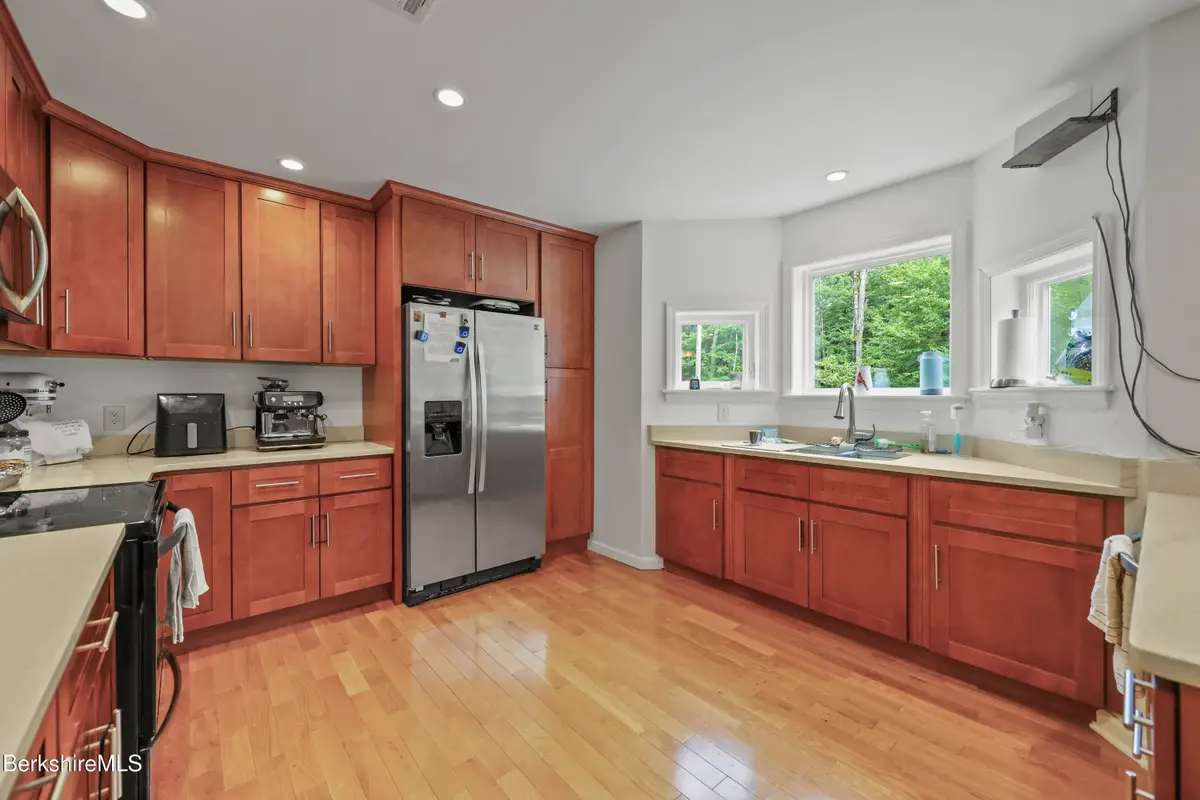 674 Benton Hill Rd, Becket, MA 01223 - Image #1