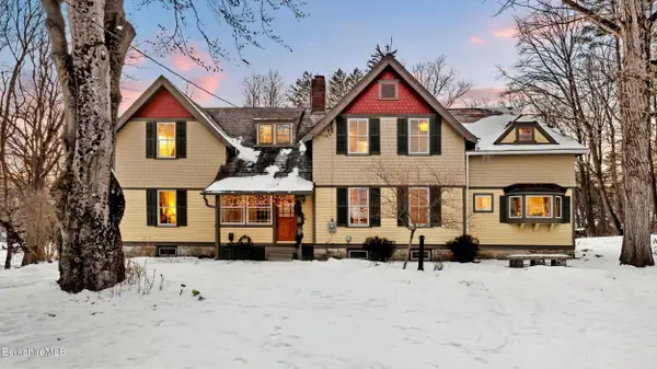 220 Kemble St, Lenox, MA 01240