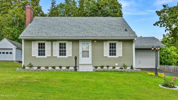 32 Velma Ave, Pittsfield, MA 01201