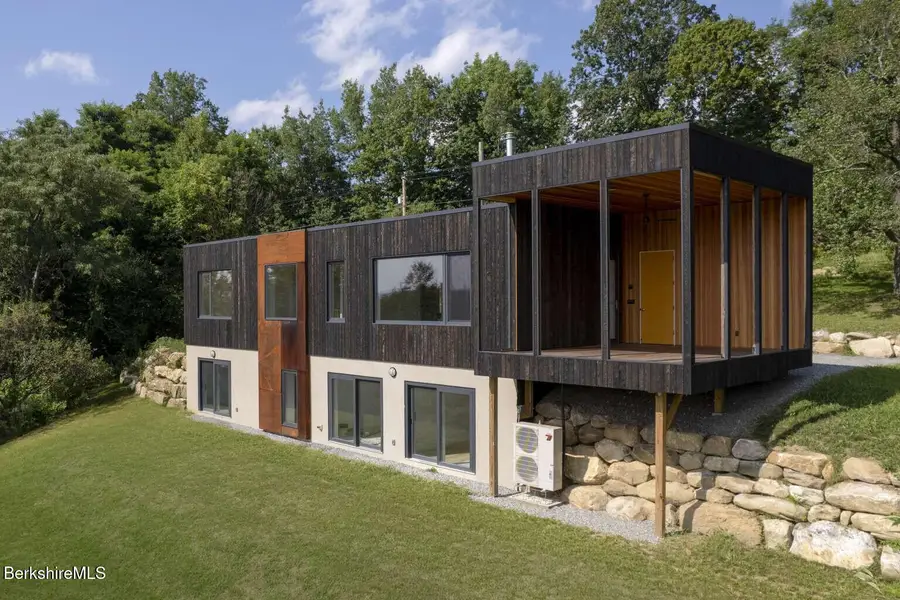 749 Hartsville New Marlboro Rd, New Marlborough, MA 01230 - Image #2