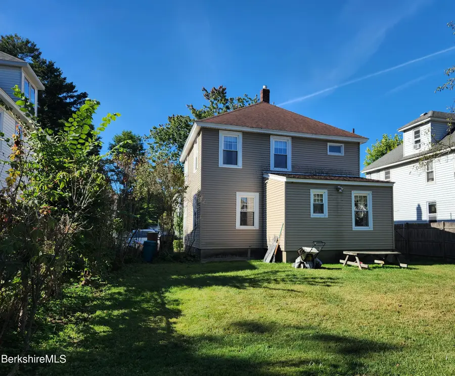 25 Ashley St, Pittsfield, MA 01201 - Image #3