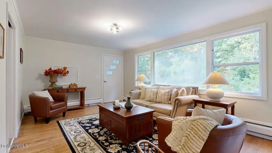 136 Sand Springs Rd, Williamstown, MA 01267 - Image #2