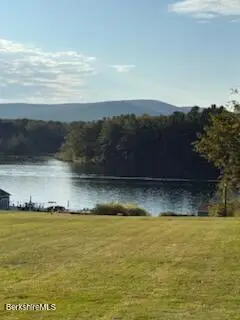 61 Tor Court Ct, Pittsfield, MA 01201 - Image #3