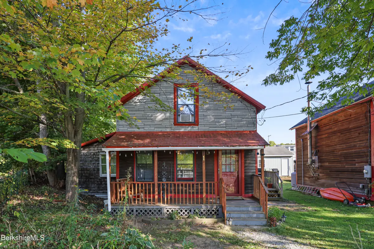 1 Maple St, Hinsdale, MA 01235 - Image #1