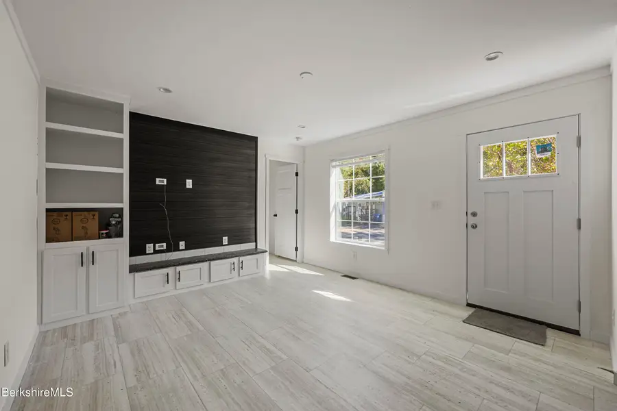 8 Apache Dr, North Adams, MA 01247 - Image #2