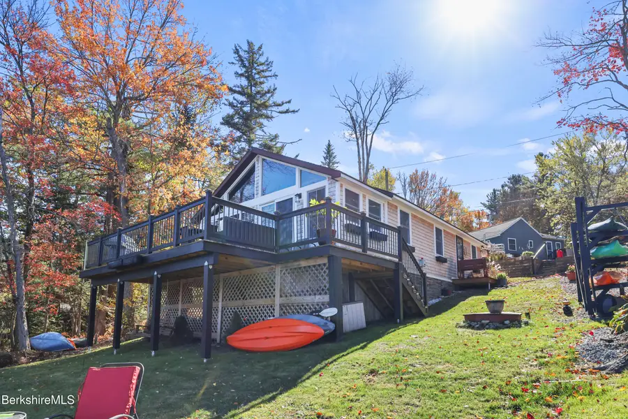 30 Cove Ln, Hinsdale, MA 01235 - Image #2