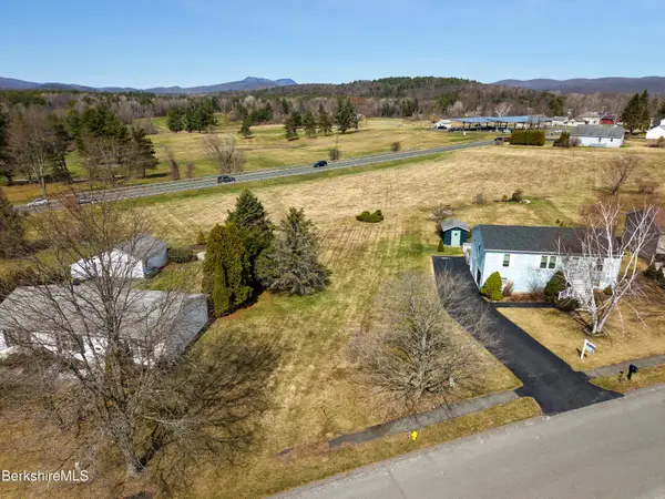 0 Faucett Ln, Pittsfield, MA 01201