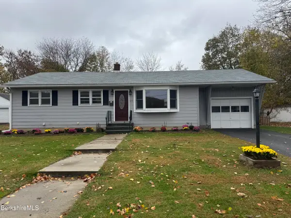 25 College Ave, North Adams, MA 01247