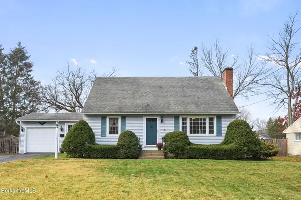 171 Pine Grove Dr, Pittsfield, MA 01201