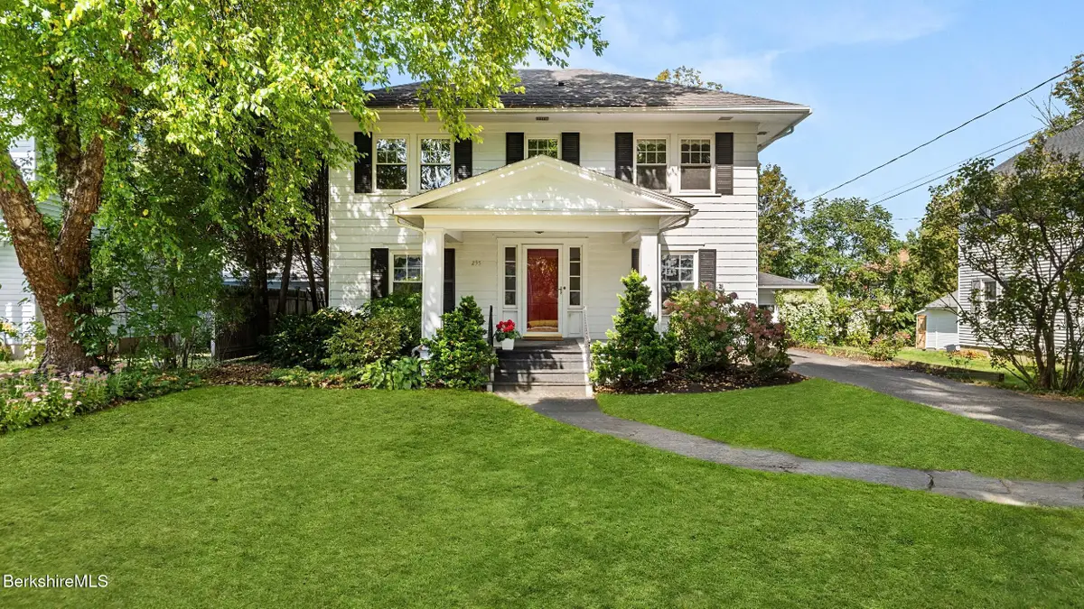 235 Dawes Ave, Pittsfield, MA 01201 - #1