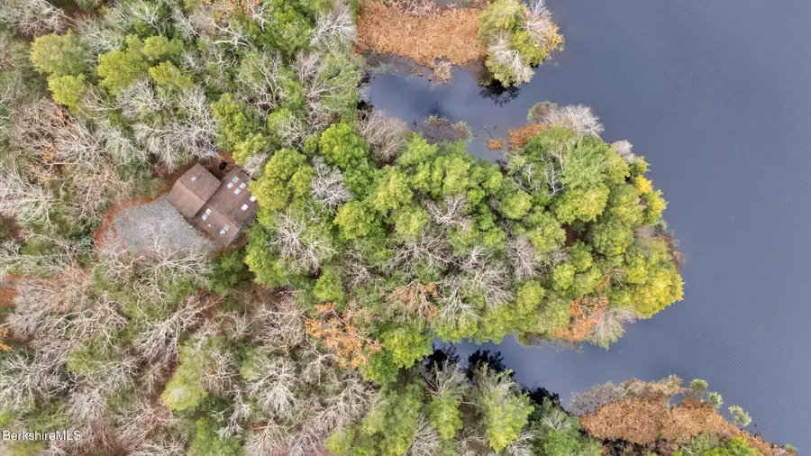 343 Lakeshore Dr, Sandisfield, MA 01255 - #2