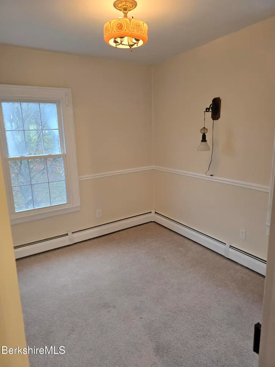 18 Mountain Rd, Cheshire, MA 01225 - Image #3