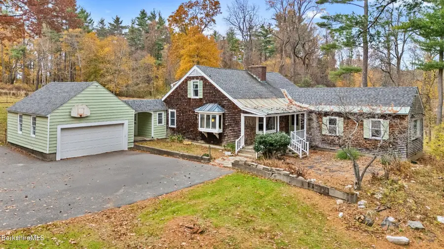 3 Pleasant View Dr, Great Barrington, MA 01230 - Image #3