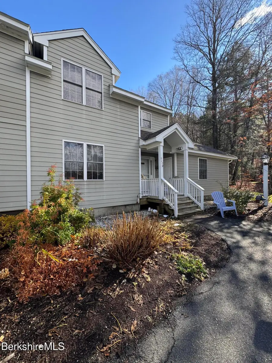 9102 Mountainside Dr, Hancock, MA 01237 - Image #3